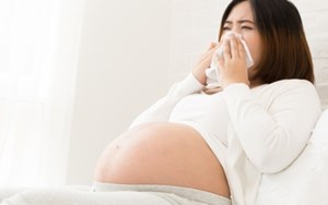 SỐT TRONG KHI CÓ THAI NGUY HIỂM NHƯ NÀO?