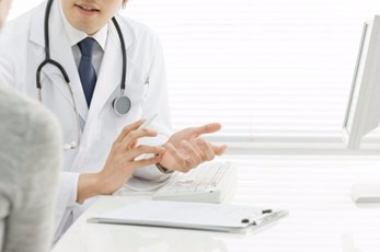Khám thẻ xanh và những điều cần biết