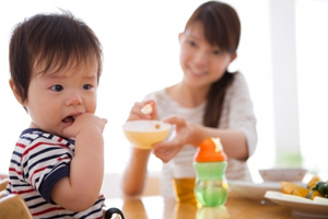 Chăm sóc bé mới ốm dậy, cha mẹ cần biết
