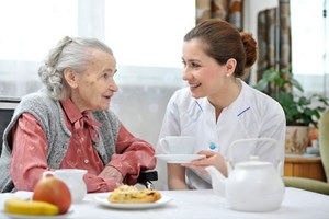 Cẩn trọng với bệnh rối loạn tiêu hóa ở người già