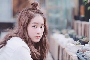 5 nguyên tắc quan trọng giúp con gái thoát khỏi tình trạng mụn chi chít đầy ở vùng trán
