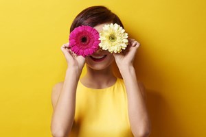 Phân biệt đau mắt đỏ và dị ứng thường gặp vào mùa xuân